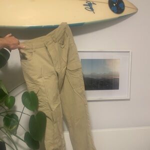 Patagonia men’s sz 30 pants tan